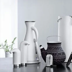 Eva Solo Kettle 1,5 L, White 9 Eva Solo Kettle 1,5 L, White -Keukengerei Winkel eva solo kettle 15 l 7