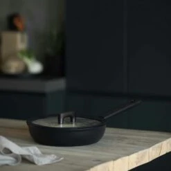 Fiskars Hard Face Saute Pan, 26 Cm 5 Fiskars Hard Face Saute Pan, 26 Cm -Keukengerei Winkel fiskars hard face saute pan 8