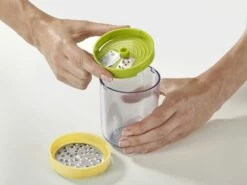 Joseph Joseph Spiro 3-In-1 Spiralizer -Keukengerei Winkel joseph joseph spiro 3 in 1 spiralizer 5