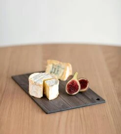 LIND DNA Cut&Serve Square Cutting Board S, Wallnut -Keukengerei Winkel lind dna cutserve square cutting board s wallnut 4