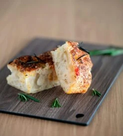 LIND DNA Cut&Serve Square Cutting Board S, Wallnut -Keukengerei Winkel lind dna cutserve square cutting board s wallnut 5