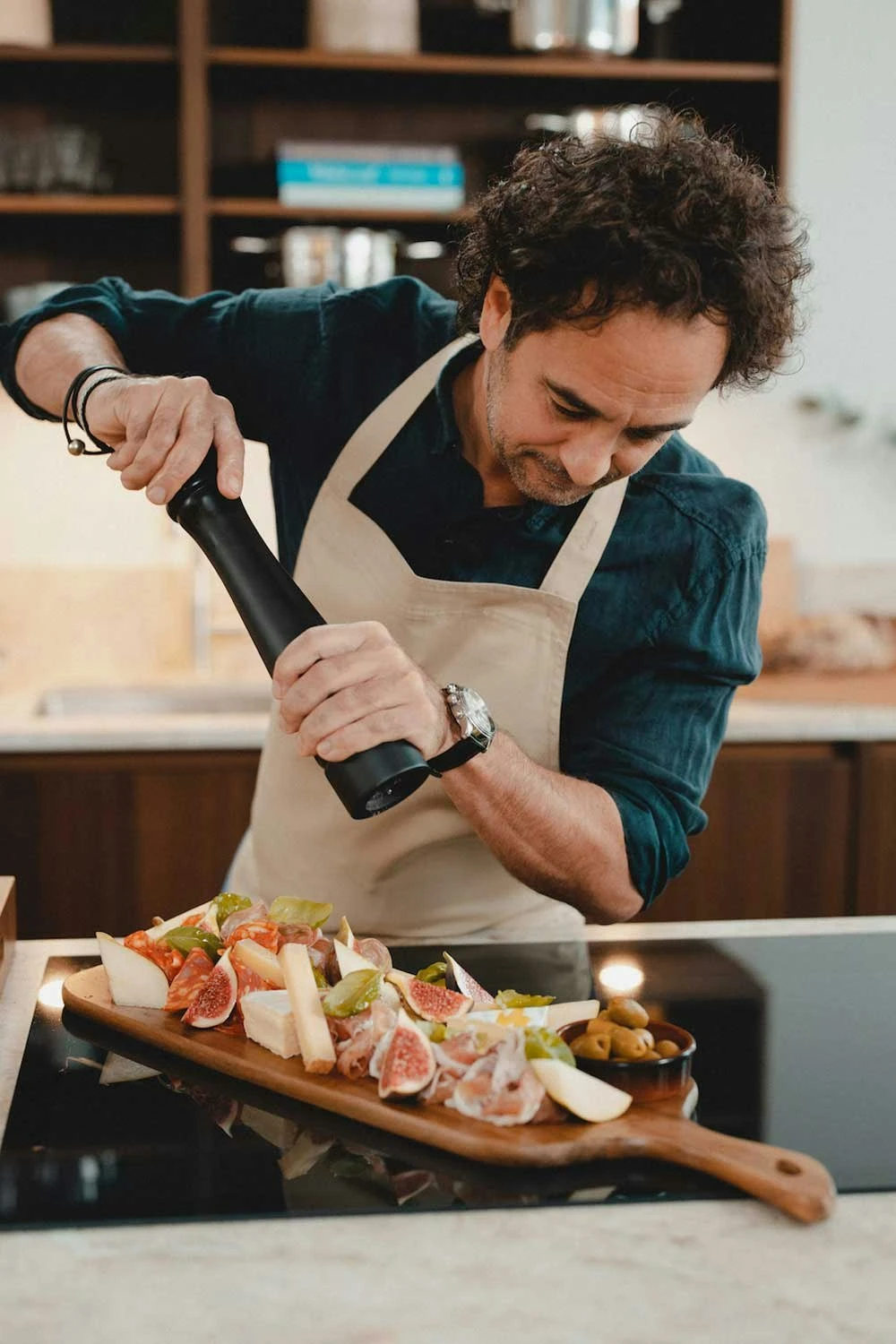 Markus Kaasplankje Met Bestek 63x20x1,5 Cm, Acaciahout 8 Markus Kaasplankje Met Bestek 63x20x1,5 Cm, Acaciahout - Afbeelding 6