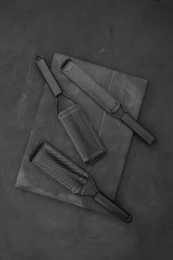 Microplane Black Sheep Rasp Fine -Keukengerei Winkel microplane black sheep rasp fine 10