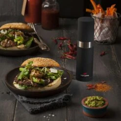 Microplane Spice Mill Chili, Black 12 Microplane Spice Mill Chili, Black -Keukengerei Winkel microplane spice mill chili black 7