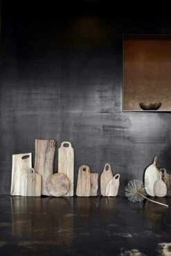 Muubs Louie Cutting Board Small, Nature 8 Muubs Louie Cutting Board Small, Nature -Keukengerei Winkel muubs louie cutting board nature 7