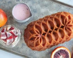 Nordic Ware Jubilee, Loaf Pan -Keukengerei Winkel nordic ware jubilee loaf pan 4