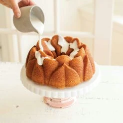 Nordic Ware Magnolia Bundt Pan Ø20 Cm -Keukengerei Winkel nordic ware magnolia bundt pan 20 cm 7