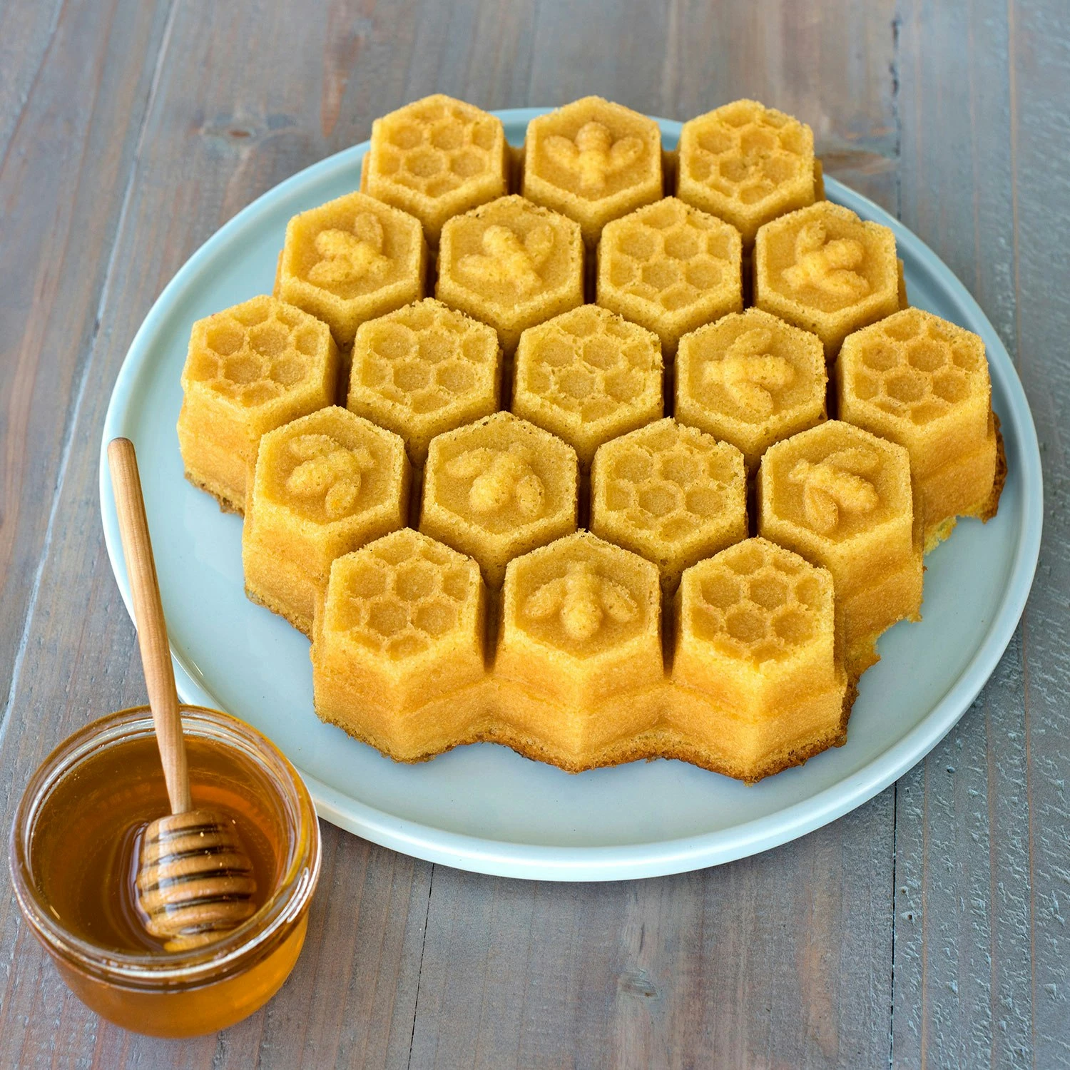 Nordic Ware Honeycomb Pull-Apart Bundt Pan 4 Nordic Ware Honeycomb Pull-Apart Bundt Pan - Afbeelding 2