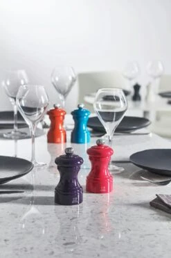 Peugeot Bistro Zoutmolen 10 Cm, Roze 13 Peugeot Bistro Zoutmolen 10 Cm, Roze -Keukengerei Winkel peugeot bistro zoutmolen 10 cm 12