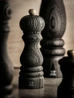 Peugeot Paris Nature Dark Pepermolen, 18 Cm -Keukengerei Winkel peugeot paris nature dark pepermolen 9