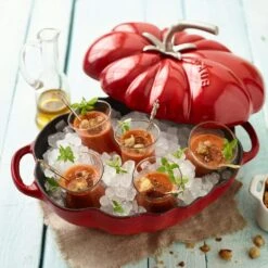 Staub Limited Edition Casserole Tomato 2,5L Ø25cm, Red -Keukengerei Winkel staub limited edition casserole tomato 25l 25cm red 5