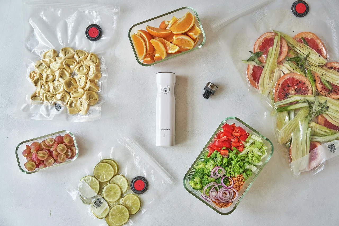 Zwilling Fresh & Save Startpakket Met Vacuümpomp / Tassen / Bakjes Van Glas, 7 Stuks 8 Zwilling Fresh & Save Startpakket Met Vacuümpomp / Tassen / Bakjes Van Glas, 7 Stuks - Afbeelding 6